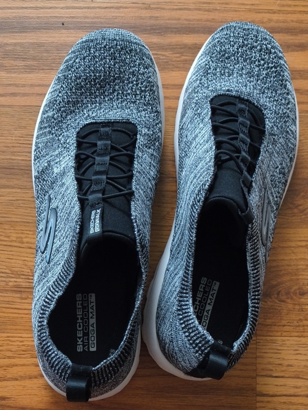 Sketchers Go Walk